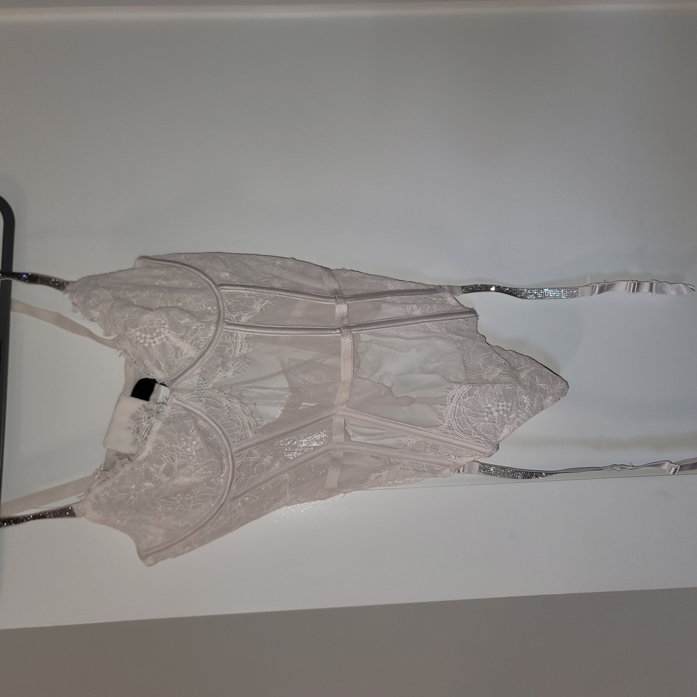 Elegant White Lace Bodysuit